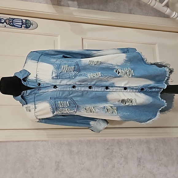 "THRILL JEANS" SZ. L, Distressed and Faded acid washed dress. Perfect condition. - Picture 2 of 16